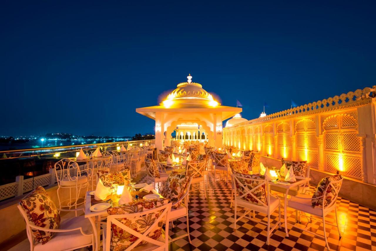 Radisson Blu Udaipur Palace Resort & Spa Exterior foto